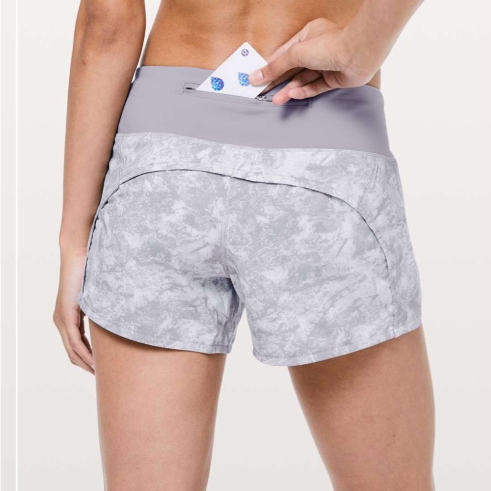 Lululemon Run Times Short 4" Washed Marble Alpine White Silver screen